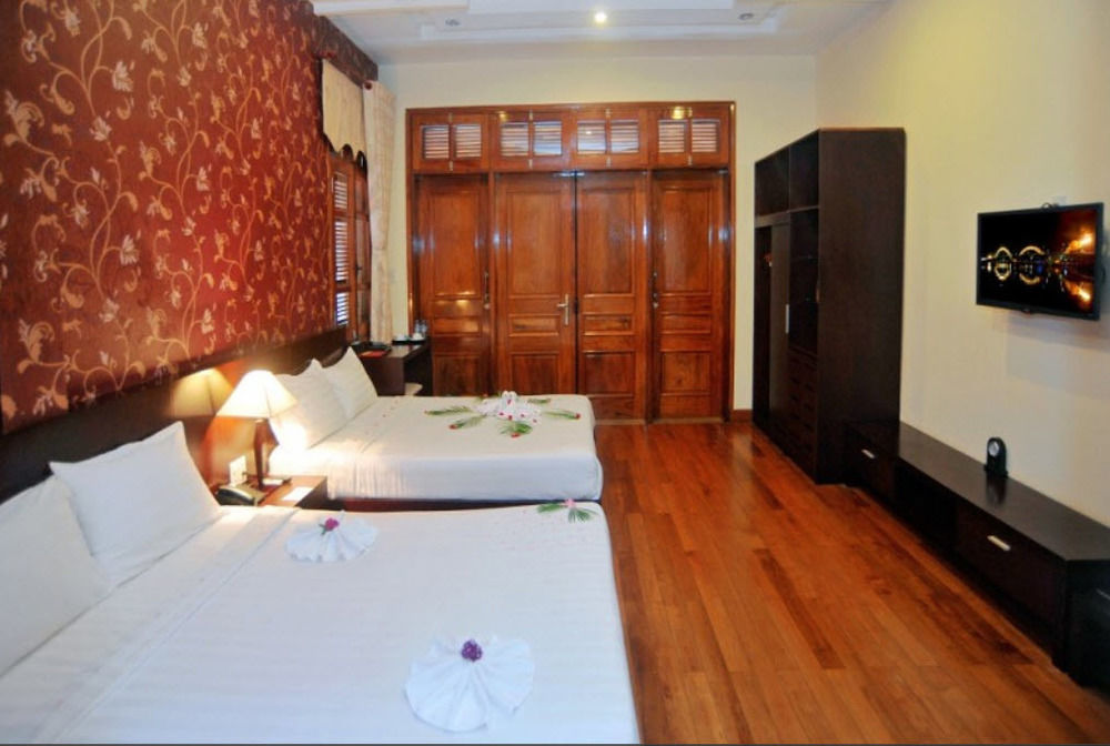 Sofia Suite Hotel Danang Extérieur photo