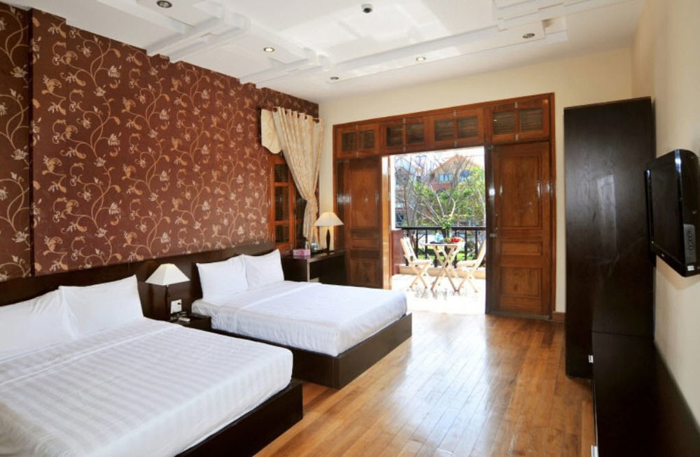 Sofia Suite Hotel Danang Extérieur photo