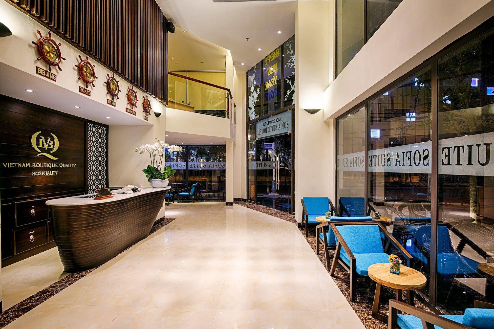 Sofia Suite Hotel Danang Extérieur photo